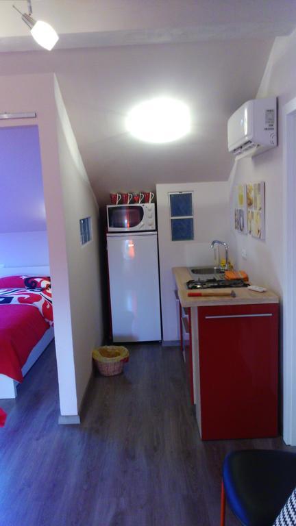 Orange Cube Apartment Rijeka Room photo
