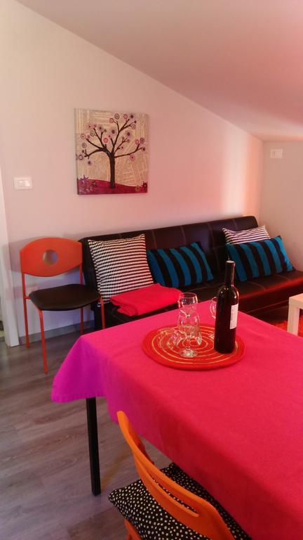 Orange Cube Apartment Rijeka Room photo